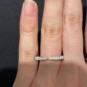 【ティファニー(Tiffany & Co.)の口コミ】 毎日つけるものなので、目に入った時に気分が上がるようなキラキラしたデ…