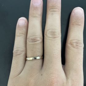 【birds(バーズ)の口コミ】 指輪のデザインについて
人と被りにくいデザインでホワイトゴールドで珍し…