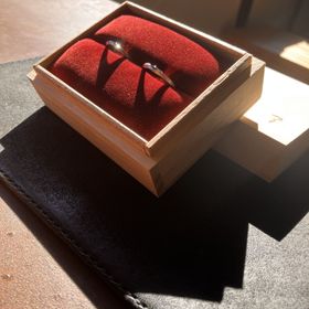 【ichi(イチ)の口コミ】 デザインが唯一無二で他の人と被らなくて良いです。石地でマット仕上げで…