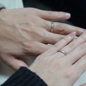 【銀座ダイヤモンドシライシの口コミ】 つけごごちがよく、指輪をつけていることを忘れるくらい違和感のないつけ…