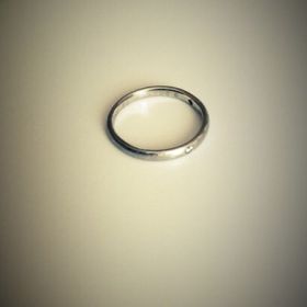 【STAR JEWELRY(スタージュエリー)の口コミ】 私たち夫婦は指輪を購入するときにアクセサリーはし慣れていないし「付け…