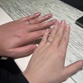 【TRECENTI(トレセンテ)の口コミ】 シンプルなデザインのものを探しており、普段指輪等のアクセサリーは身に…