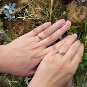 【NEUSPUR(ノイシュプール)の口コミ】 ノイシュプールというブランドの指輪を選びました。元のデザインにツヤを…