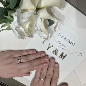 【アイプリモ(I-PRIMO)の口コミ】 細身のアームでひねりがあり美しいがシンプルなリング
ゆるやかなウェーブ…