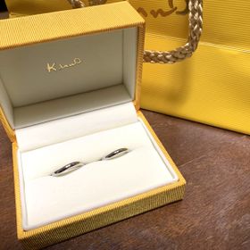 【ケイウノ ブライダル(K.UNO BRIDAL)の口コミ】 ・アレルギーの少ない素材であること。
・日常使いができるシンプルなデザ…