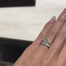 【ショーメ(CHAUMET)の口コミ】 こんなにもプリンセス感ある指輪はないと思います。
女性の憧れを詰め込ん…