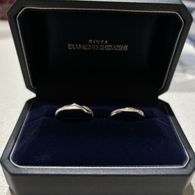 【銀座ダイヤモンドシライシの口コミ】 ウェーブデザインを希望していましたが、色々見てもしっくり来ず妥協しよ…