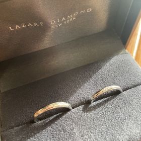 【ラザール ダイヤモンド(LAZARE DIAMOND)の口コミ】 左手用に作られたデザインだと聞いて、実際着けてみたらとてもしっくりき…