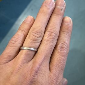 【宝寿堂(ほうじゅどう)の口コミ】 指輪のデザインはシンプルでとても自分に合っていると思います。相手方の…