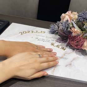 【ラザール ダイヤモンド(LAZARE DIAMOND)の口コミ】 とにかくダイヤモンドがキラキラしています！デザインも上品で綺麗な感じ…