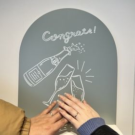 【One&Only(ワンアンドオンリー)の口コミ】 槌目のデザインで、人と被りにくく、ダイヤがきらきらと輝いており指がき…