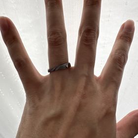 【SORA(ソラ)の口コミ】 金属アレルギーに対応していて、購入した時の場所や思い出が甦りやすいデ…