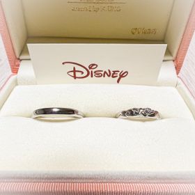 【ケイウノ ブライダル(K.UNO BRIDAL)の口コミ】 ジーニーが大好きなので、私の分だけジーニーデザインにしていただきまし…