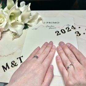 【アイプリモ(I-PRIMO)の口コミ】 ダイヤモンドがよく見え、映えるデザインを選びました。5石か3石で迷いま…