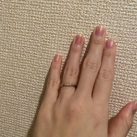 【エクセルコダイヤモンド(EXELCO DIAMOND)の口コミ】 ストレートでシンプルなデザインですが、つぶつぶの加工(名称を忘れました…