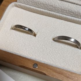 【atelier ST, CAT(アトリエ エスティーキャット)の口コミ】 【指輪の素材について】他社にはないような色味のものが何種類かあり、自…