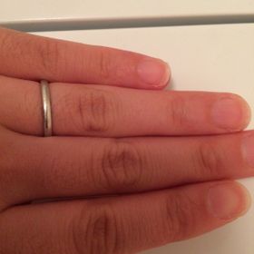 【ジュエリーKANDAの口コミ】 まずプラチナで錆びないところと、お互いの誕生石をいれることができると…