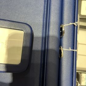 【銀座ダイヤモンドシライシの口コミ】 中央に複数のダイヤモンドが埋め込まれているデザインの指輪を最終的に選…