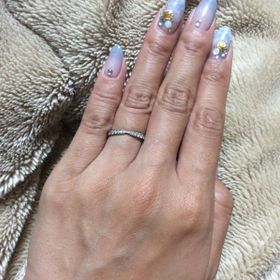 【ティファニー(Tiffany & Co.)の口コミ】 主人が選んでくれた婚約指輪がハーモニーだったので、同じデザインで合わ…