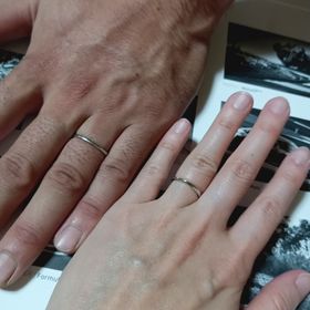 【LEGAN(レガン)の口コミ】 さり気なく一石だけダイヤがついており、派手な指輪が好みではない方、き…