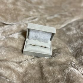 【mina.jewelry(ミナジュエリー)の口コミ】 2人がお互いに付けたい指輪のイメージを組み合わせて作っていきました。ず…