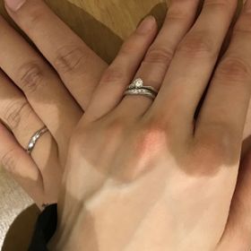 【TOWA(永遠)の口コミ】 男性側の指輪、派手さは無いので普段からつけていても気になりません。
婚…