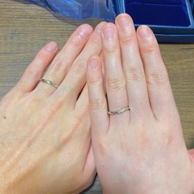 【銀座ダイヤモンドシライシの口コミ】 もともとストレートが好みだったのですが、こちらをスタッフさんが持って…