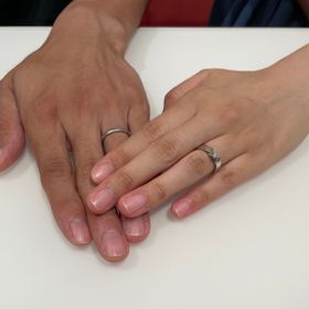 【TOMOE(トモエ)の口コミ】 桜の花びらがさりげなくデザインされていてとても可愛いです。職人さんが…