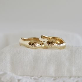 【hitotsuchi(ヒトツチ)の口コミ】 シンプルだが、オリジナリティがあり、存在感はあるが、派手すぎない、毎…