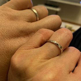 【ヴァンドーム青山(VENDOME AOYAMA)の口コミ】 存在感はあるが繊細な曲線が素敵です。付け心地の良さはやはりヴァンドー…