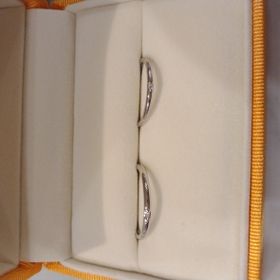 【ケイウノ ブライダル(K.UNO BRIDAL)の口コミ】 結婚指輪も17万円位で購入でき、デザインもシンプルで尚かつ可愛くもあり…