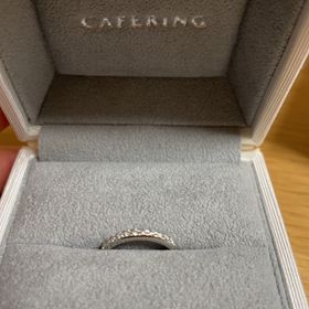 【CAFERING(カフェリング)の口コミ】 ハイブランドの指輪や、人気の指輪も見ましたが、
普段使いも出来るという…