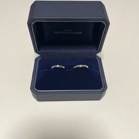 【銀座ダイヤモンドシライシの口コミ】 購入した指輪はシンプルでかつダイヤモンドがよく光っていて、私のドンピ…