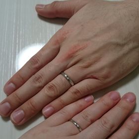 【JEWELRY  KAMATA(ジュエリーかまた)の口コミ】 もともとシンプルなデザインのものを探していたのですが、ハートの小さな…