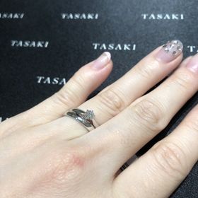 【TASAKI(タサキ)の口コミ】 指輪はシンプルな物がタイプなので、おばあちゃんになっても着けれるよう…