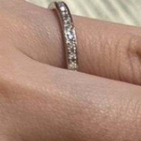 【ケイウノ ブライダル(K.UNO BRIDAL)の口コミ】 指輪のデザインはハーフエタニティリングを目的に行ったので、ハーフエタ…