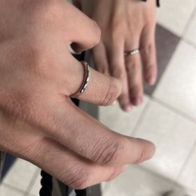 【ラザール ダイヤモンド(LAZARE DIAMOND)の口コミ】 つけ心地が良く、シンプルなデザインの為、末永く着用出来そうです。また…