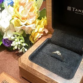 【TANZO.(鍛造指輪)の口コミ】 デザイン、ダイヤの種類など全てを自分で選ぶことが出来るので、納得のい…