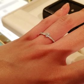 【AHKAH(アーカー)の口コミ】 もともとこちらのブランドが好きだったということと、エタニティかハーフ…