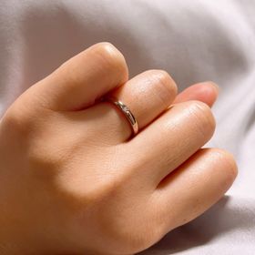 【アイプリモ(I-PRIMO)の口コミ】 付け心地がよく金額もリーズナブルでした。
ダイヤもこだわりがしっかりし…