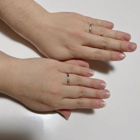 【4℃ BRIDAL(ヨンドシーブライダル)の口コミ】 着け心地が良くて、付け外ししやすいし、デザインがかわいくて、飽きるデ…