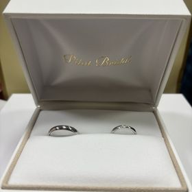 【PILOT BRIDAL(パイロットブライダル)の口コミ】 promiseという指輪を購入しました。飽きの来ない、シンプルさもありながら…