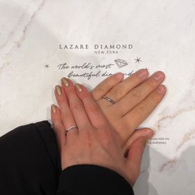 【ラザール ダイヤモンド(LAZARE DIAMOND)の口コミ】 最もシンプルなデザインのコレクションだが、製造方法は鍛造製法を採用し…