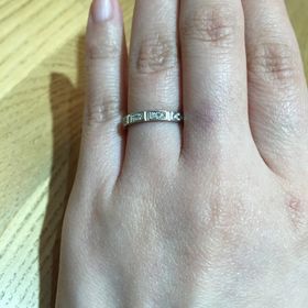 【ENUOVE(イノーヴェ)の口コミ】 キラキラとしたデザインは沢山あるけど、ponteは縦のラインがスッキリとし…