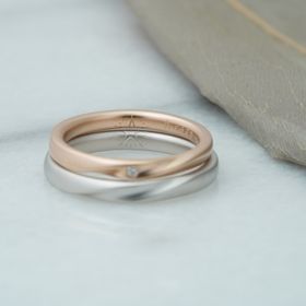 【THREE TREES(スリーツリーズ)の口コミ】 デザインに悩んでいたのですが、想いを汲んでアドバイスしてくださり、想…