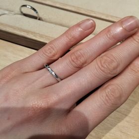 【ith(イズ)の口コミ】 他のブランドにはないような、シンプルかつ華やかさも兼ね備えているよう…