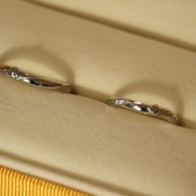 【ケイウノ ブライダル(K.UNO BRIDAL)の口コミ】 リサータウェーブの意味合いが好きだったのでその形を使用して、その上に…