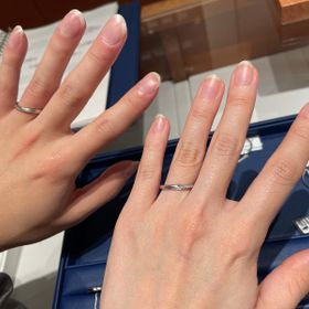 【銀座ダイヤモンドシライシの口コミ】 来店前のイメージでは、仕事中も着用できるシンプルでダイヤがついていな…