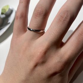 【ラザール ダイヤモンド(LAZARE DIAMOND)の口コミ】 結婚指輪は何十年と着ける物なので、着け心地の良さを重視しました。ラザ…