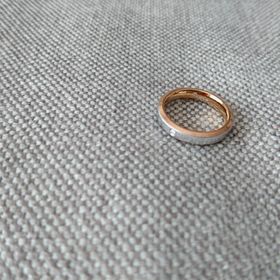 【Pure Message Sepia(ピュアメッセージセピア)】の口コミ これから先ずっと身に着けるものなのでシンプルなデザインの指輪が欲しかっ...